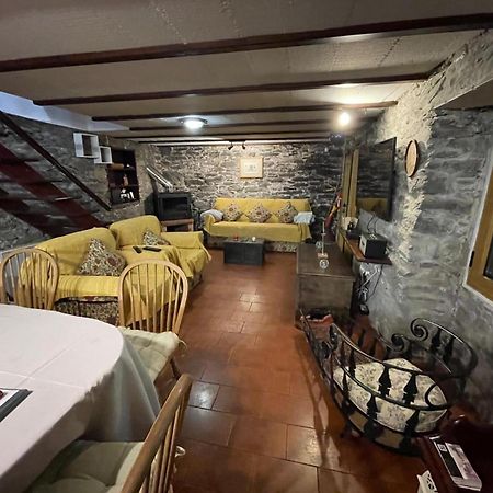CASA DOS FALCÕES casa rural de construção tradicional Fajã da Ovelha Extérieur photo