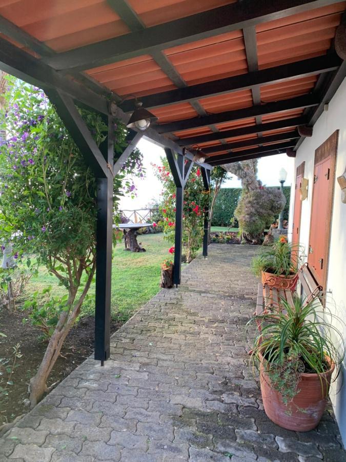 CASA DOS FALCÕES casa rural de construção tradicional Fajã da Ovelha Extérieur photo